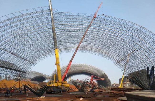 武穴浅析质料场封闭本领的特点以及利用类型